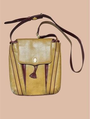 Cartier Must de Cartier Vintage Crossbody + Card
